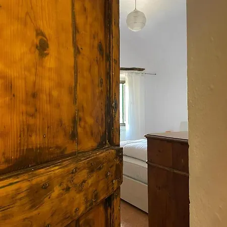 Casa Pegrini Nel Centro Storico Di Дом отдыха Гави