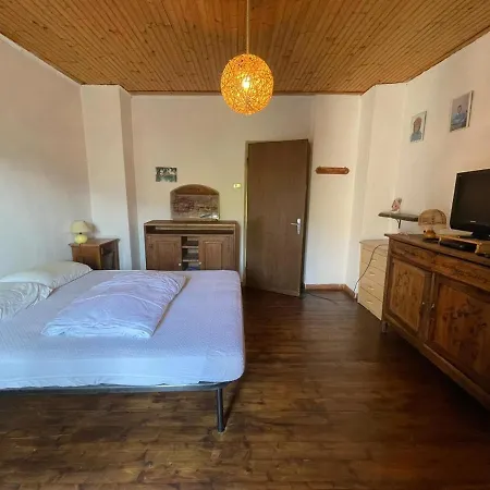 Casa Pegrini Nel Centro Storico Di Ferienhaus *