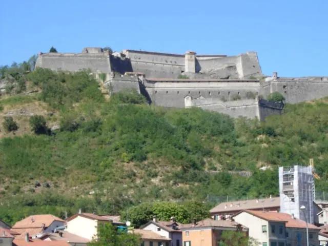 Casa Pegrini Nel Centro Storico Di Gavi